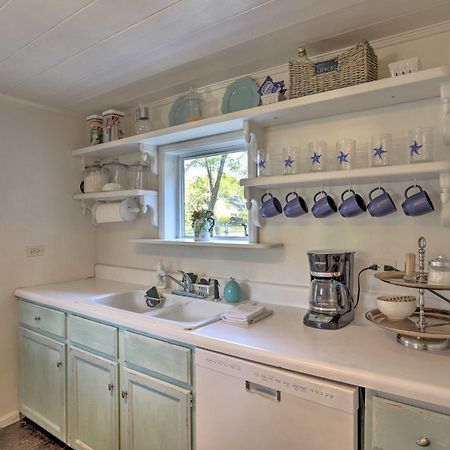 Coastal, Walkable Home In Historic Southport! Εξωτερικό φωτογραφία