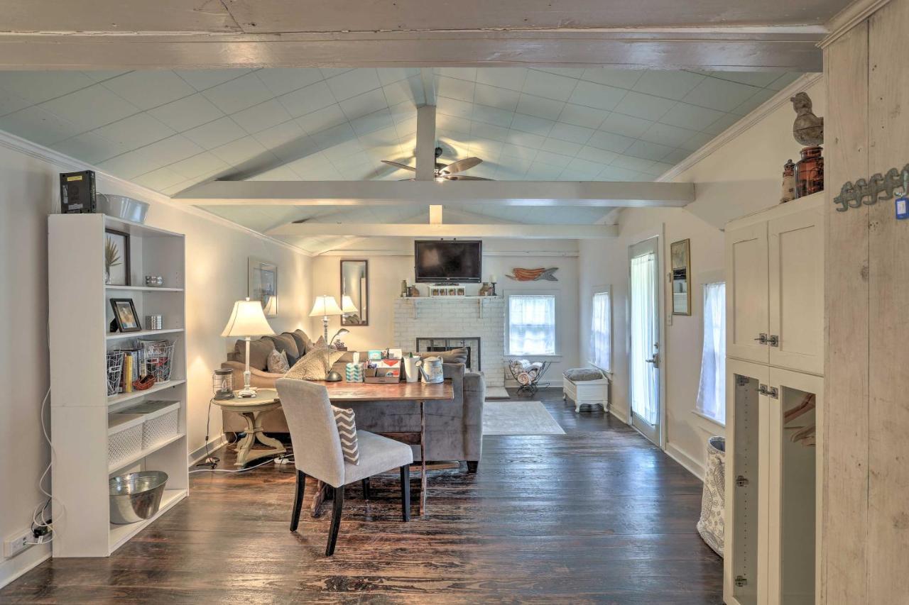 Coastal, Walkable Home In Historic Southport! Εξωτερικό φωτογραφία