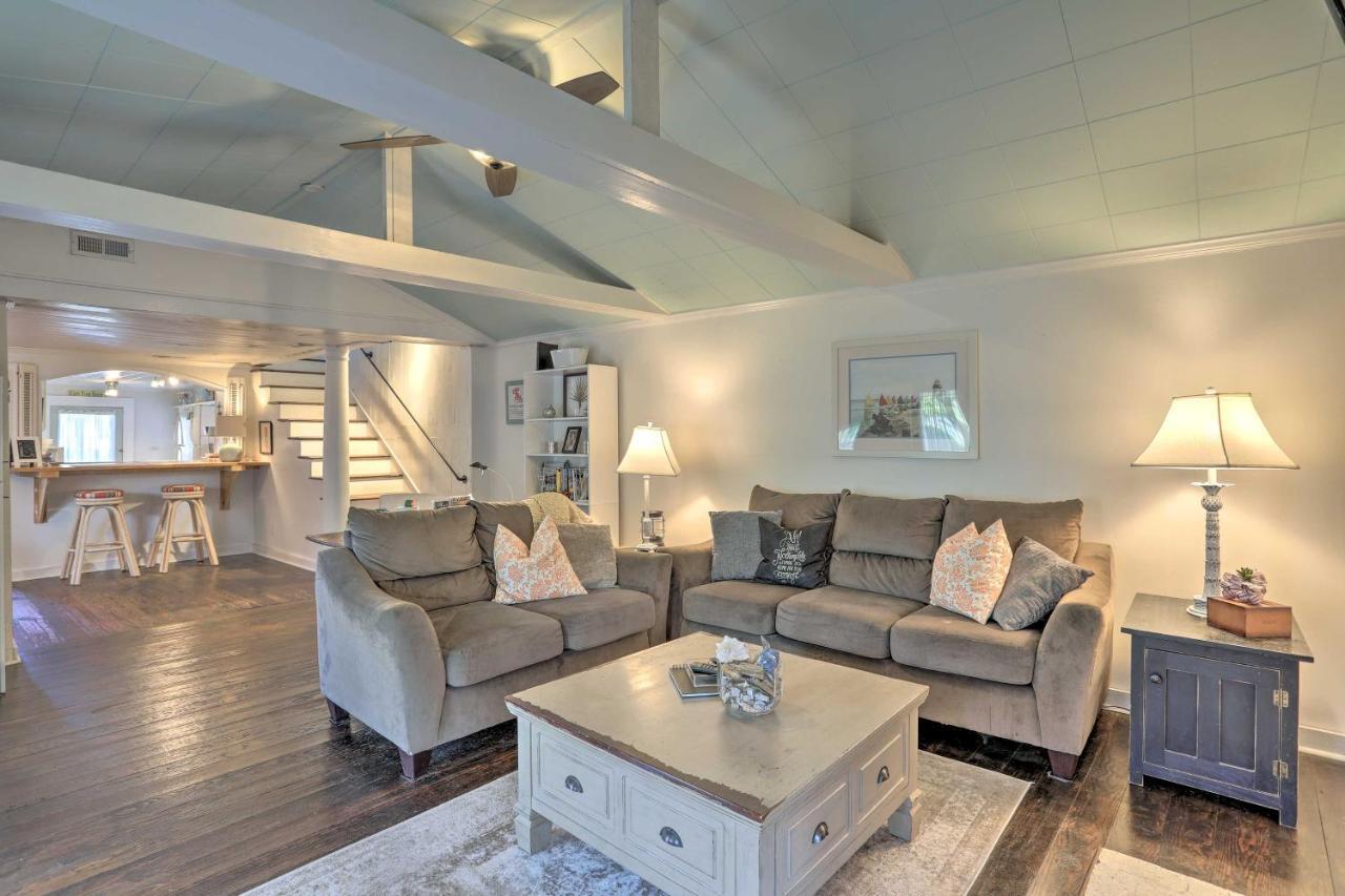Coastal, Walkable Home In Historic Southport! Εξωτερικό φωτογραφία