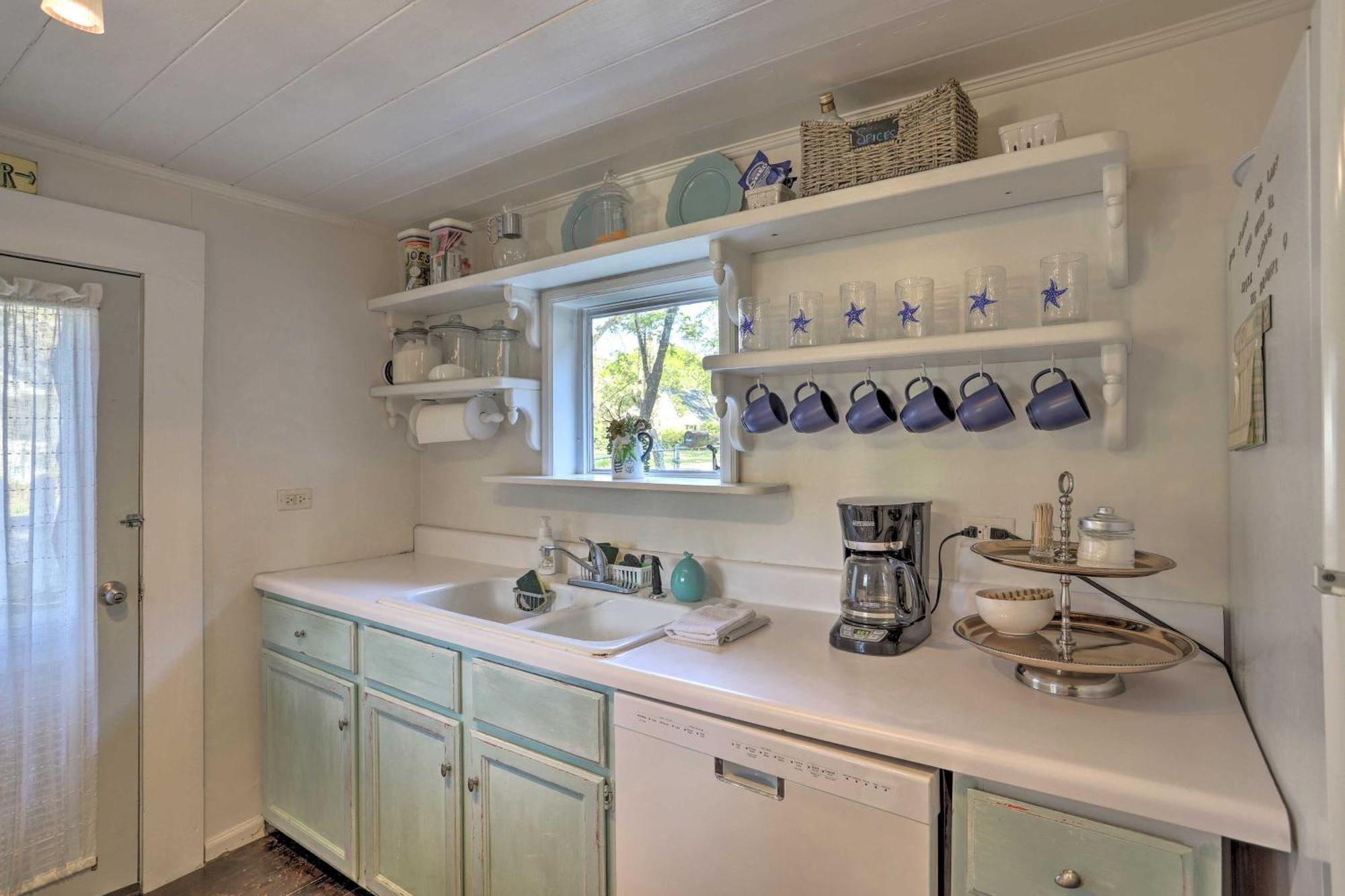 Coastal, Walkable Home In Historic Southport! Εξωτερικό φωτογραφία